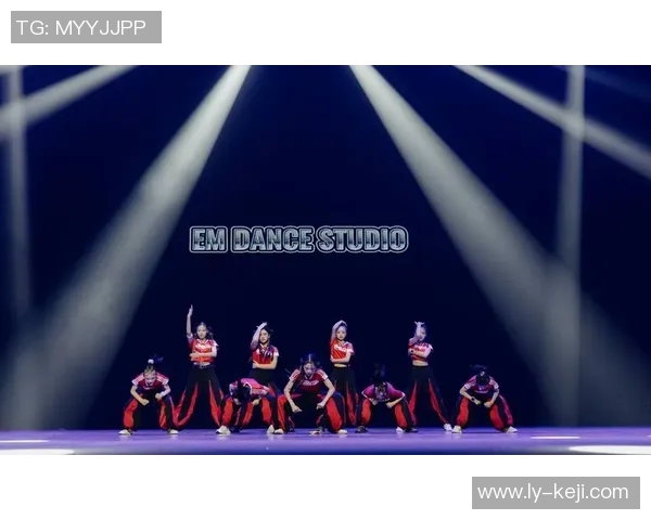 街舞盛宴:深入探讨杭州街舞队的风采与活力 街舞盛宴:深入探讨杭州街舞队的风采与活力