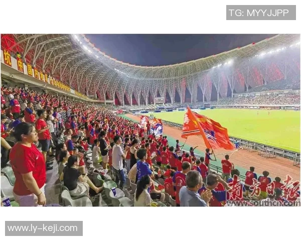 广州足球队战术之争引发热议球迷与专家各执己见探讨未来发展方向