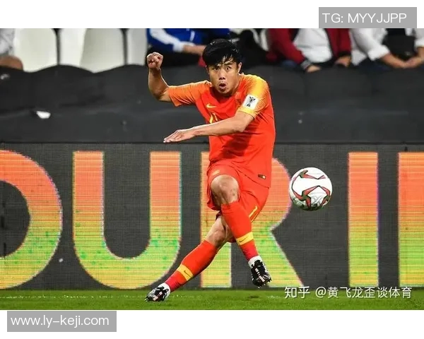 武汉足球队的拼搏之路：从低谷到辉煌的大满贯征程揭秘