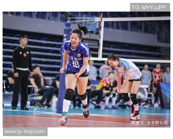 重庆排球队与武汉排球队的较量深度分析与赛后反思