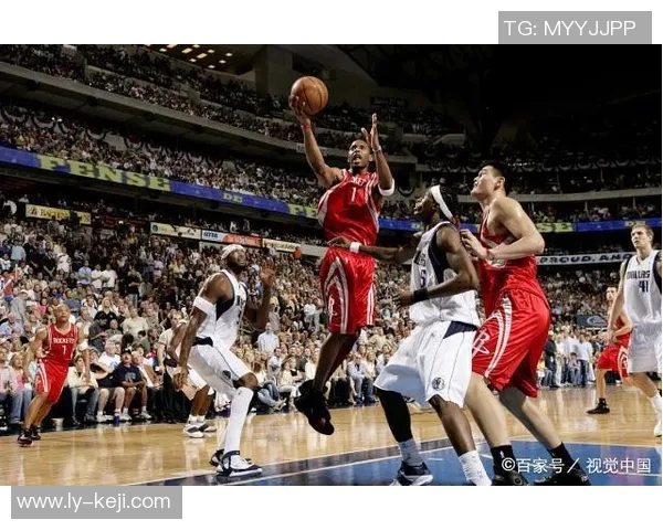 火箭队与小牛队常规赛对决精彩回顾与赛季前景分析