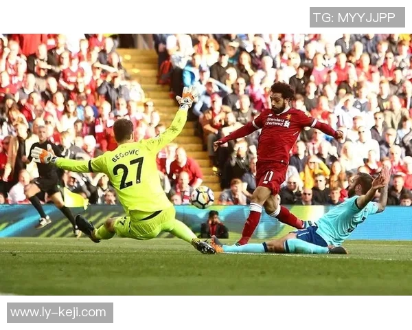 费雷拉与费伦斯激战正酣球迷期待精彩对决与精彩进球