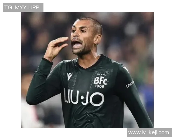 达尼洛在足球场上的传奇之路与不屈精神的完美结合