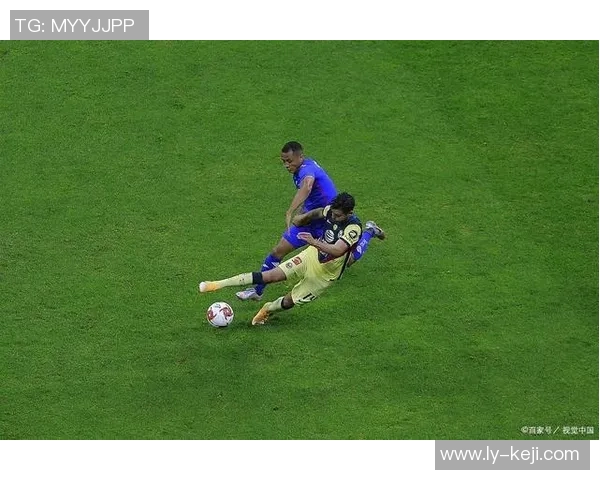 阿苏尔与拿加沙的对决揭示了足球战术与团队精神的较量