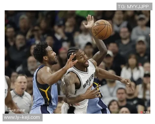 灰熊与马刺季后赛激战正酣直播全程回顾与精彩瞬间分析 灰熊与马刺季后赛激战正酣直播全程回顾与精彩瞬间分析