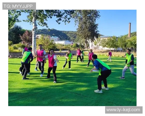 飞盘盛宴:深入了解成都飞盘队的团队合作与精神风貌MBA 飞盘盛宴:深入了解成都飞盘队的团队合作与精神风貌MBA