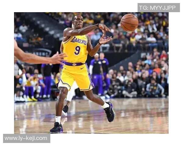 梅斯与里昂比赛数据深度分析及战术对比探讨 梅斯与里昂比赛数据深度分析及战术对比探讨