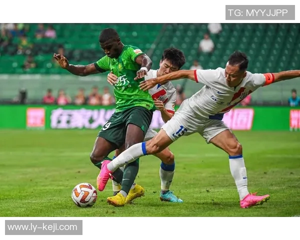 武汉排球队实力引发热议球迷对球队表现的看法与期待 武汉排球队实力引发热议球迷对球队表现的看法与期待