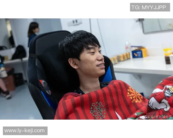 赛后分析：FPX与EDG对决中的状态表现与战术思考